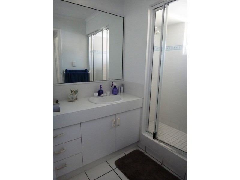 4/17 BEACH ROAD, Dolphin Heads QLD 4740