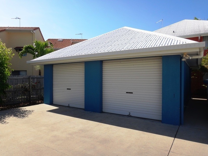 4/17 BEACH ROAD, Dolphin Heads QLD 4740