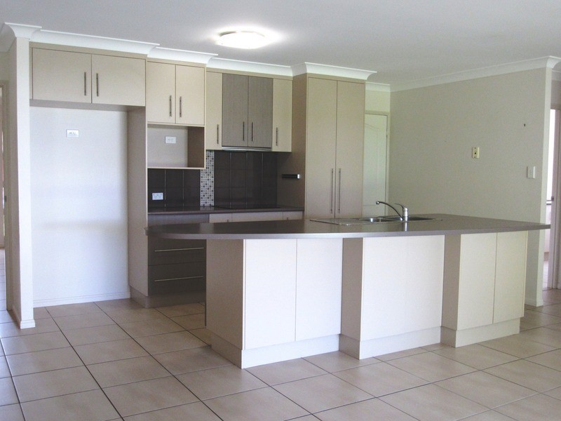 11 Orania Court, Andergrove QLD 4740