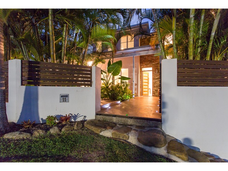 11 Sunrise Place, Blacks Beach QLD 4740