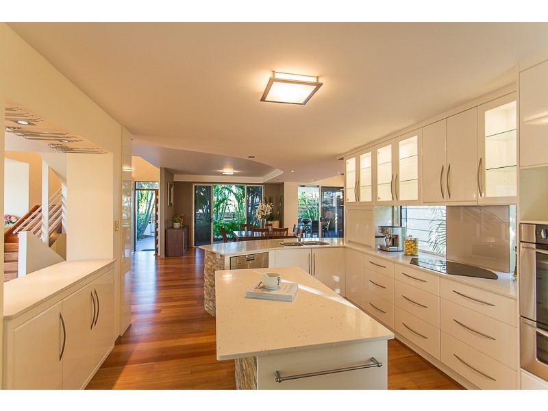 11 Sunrise Place, Blacks Beach QLD 4740