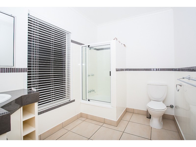 11 Sunrise Place, Blacks Beach QLD 4740