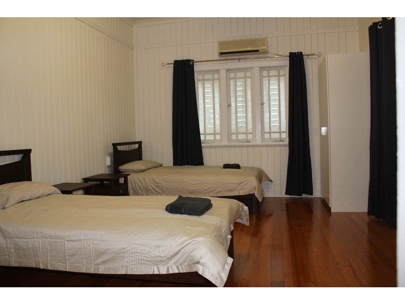 2 Bassett Street, North Mackay QLD 4740