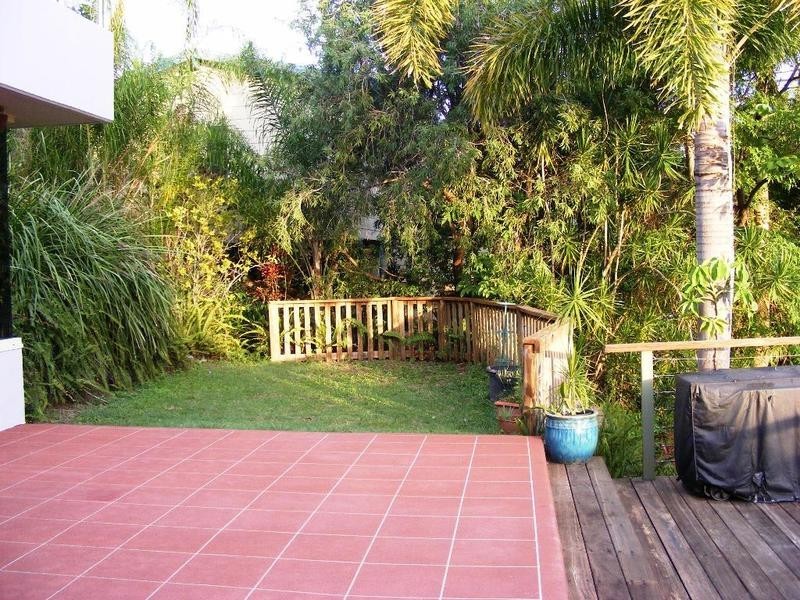 13  KINNON STREET, Glenella QLD 4740