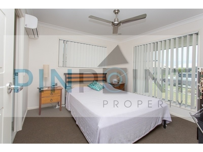 76 Schooner Avenue, Shoal Point QLD 4750