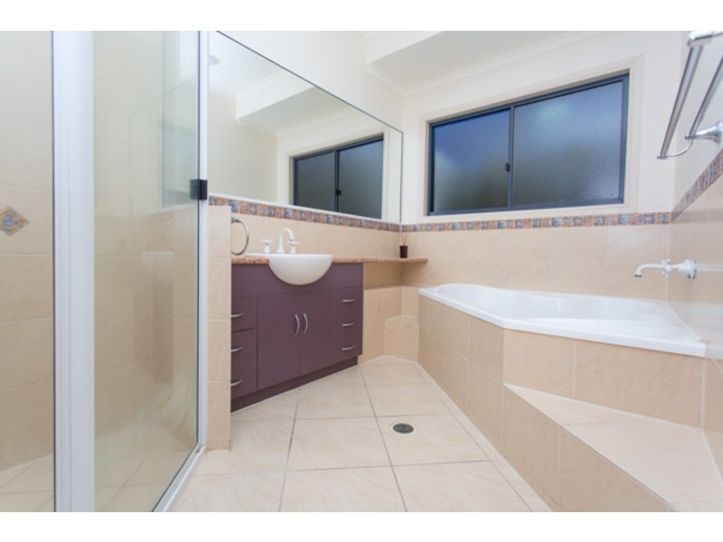 198 Shoal Point Road, Shoal Point QLD 4750