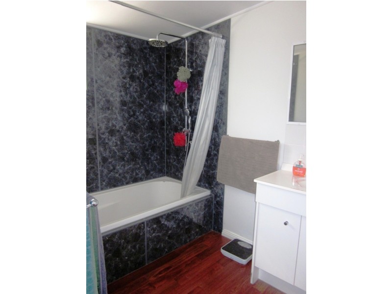 76 GRENDON STREET, North Mackay QLD 4740