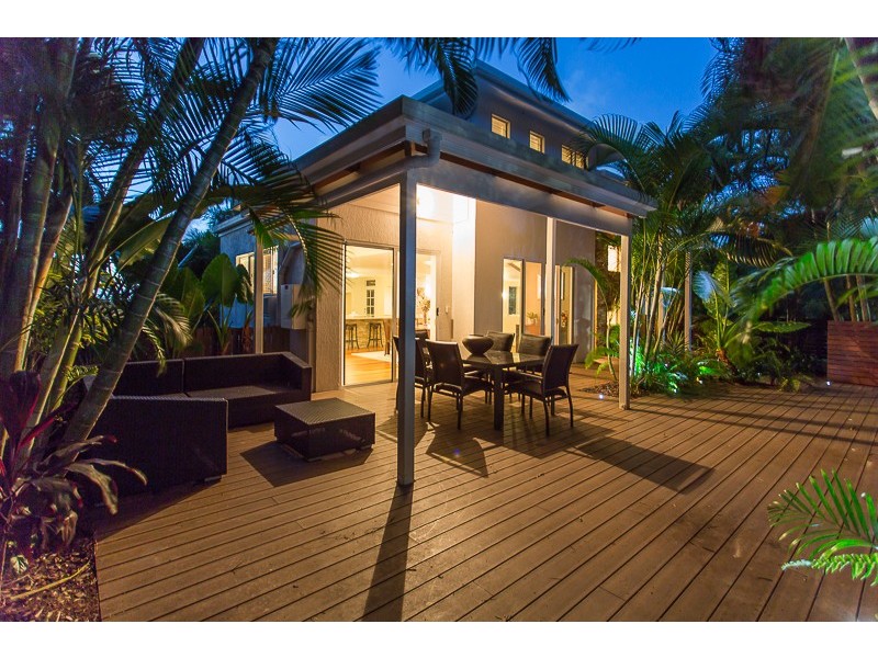 11 Sunrise Place, Blacks Beach QLD 4740