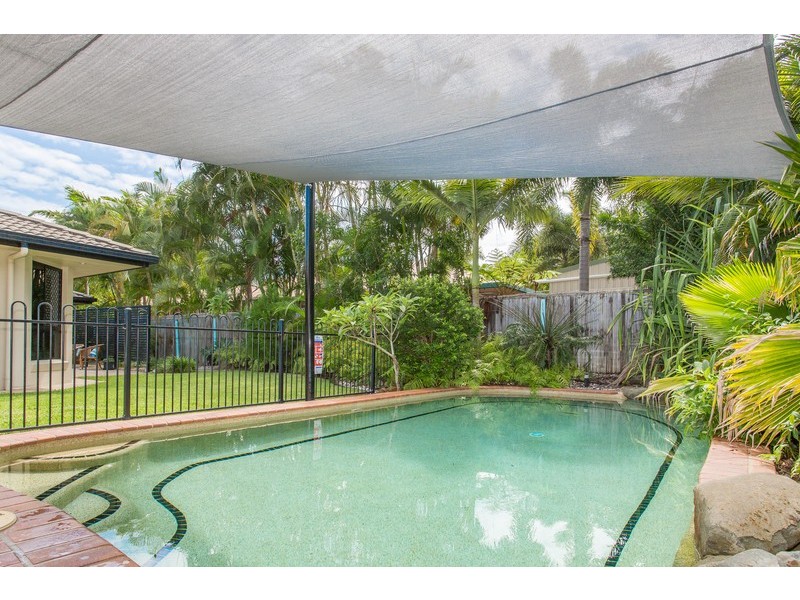 4 Urarii Crescent, Shoal Point QLD 4750