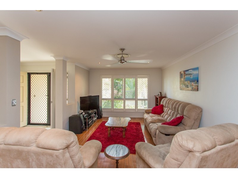 4 Urarii Crescent, Shoal Point QLD 4750