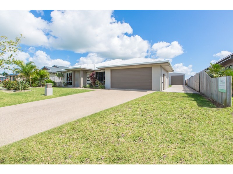 8 Benjamin Court, Walkerston QLD 4751