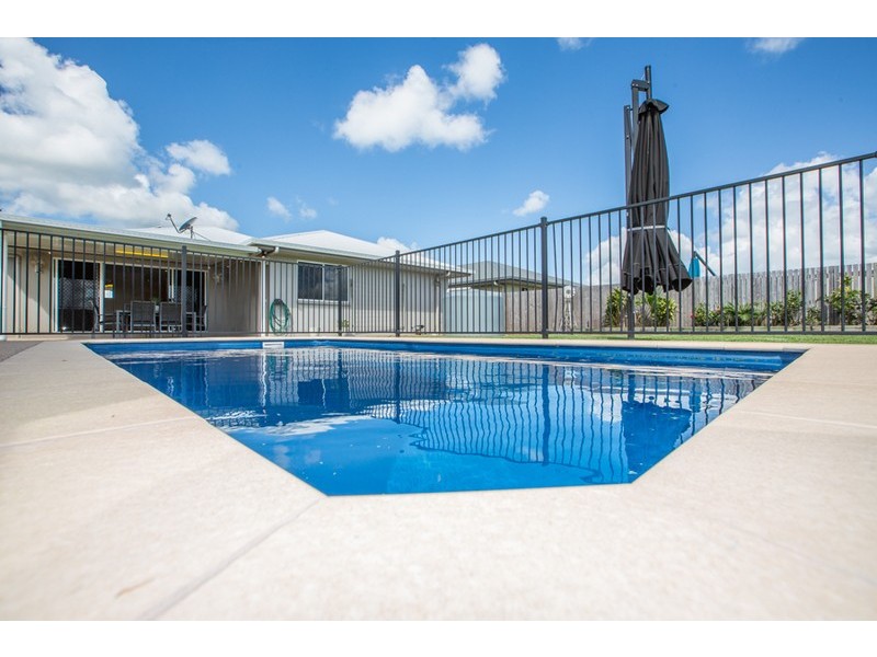 8 Benjamin Court, Walkerston QLD 4751