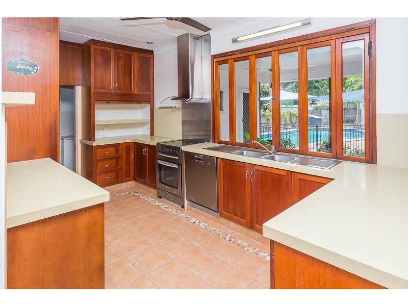 22  WAVERLEY STREET, Bucasia QLD 4750