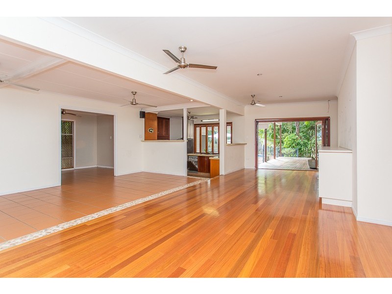 22  WAVERLEY STREET, Bucasia QLD 4750