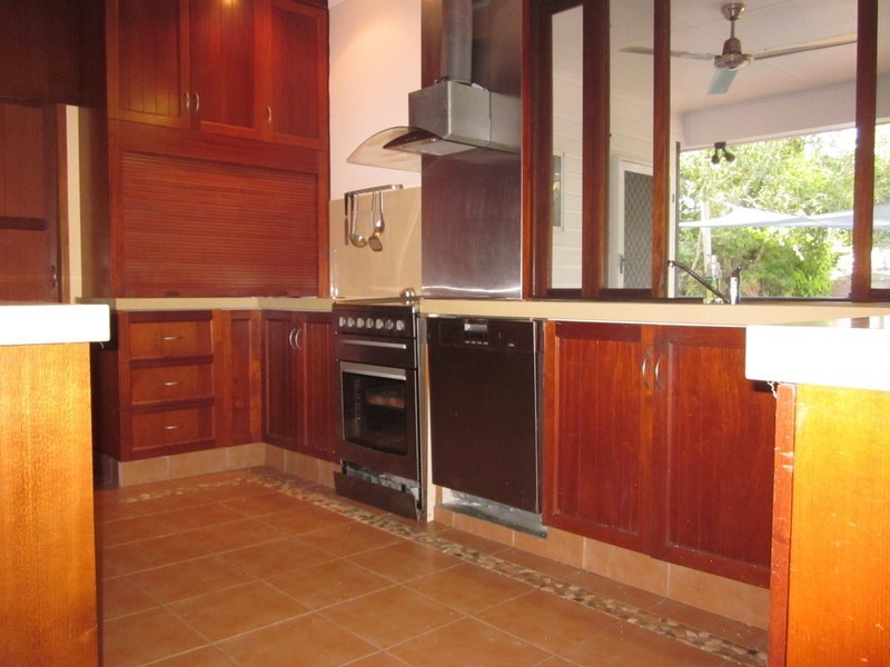 22 WAVERLEY STREET, Bucasia QLD 4750