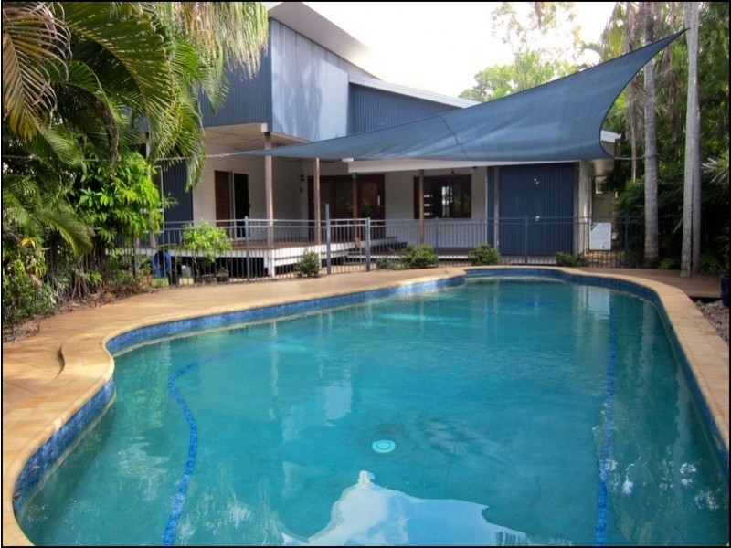 22 WAVERLEY STREET, Bucasia QLD 4750