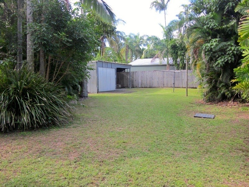 22 WAVERLEY STREET, Bucasia QLD 4750