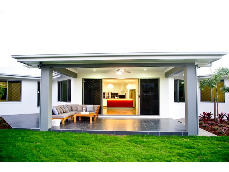 24  Pacific Avenue, Sarina QLD 4737