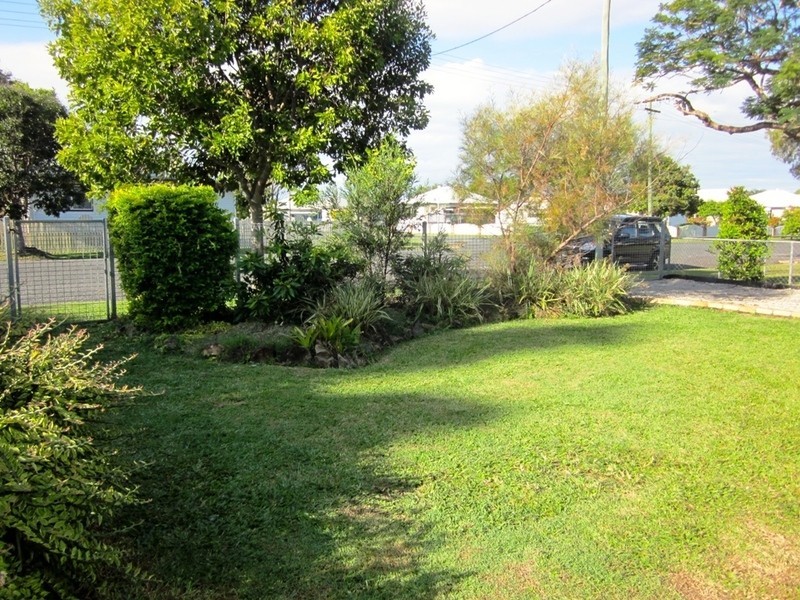 15 DONALDSON STREET, West Mackay QLD 4740