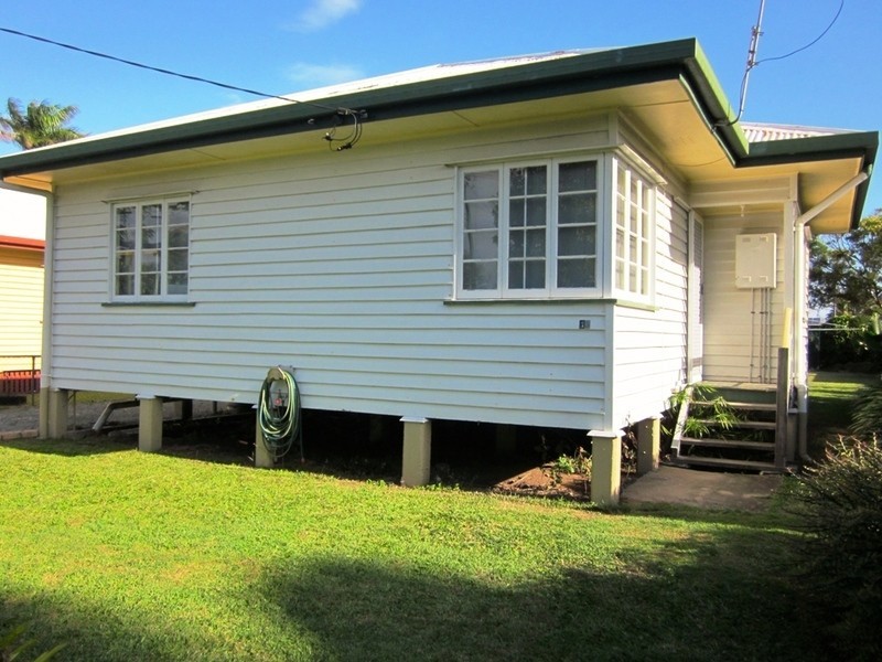15 DONALDSON STREET, West Mackay QLD 4740