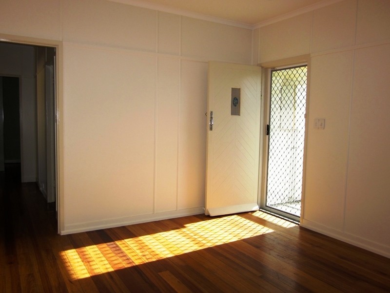 15 DONALDSON STREET, West Mackay QLD 4740