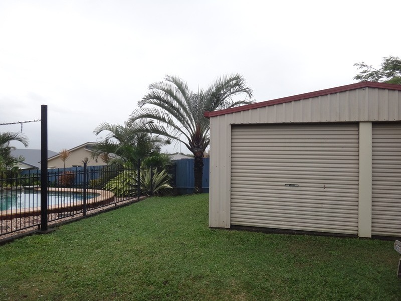 8 Edmund Kennedy Court, Rural View QLD 4740