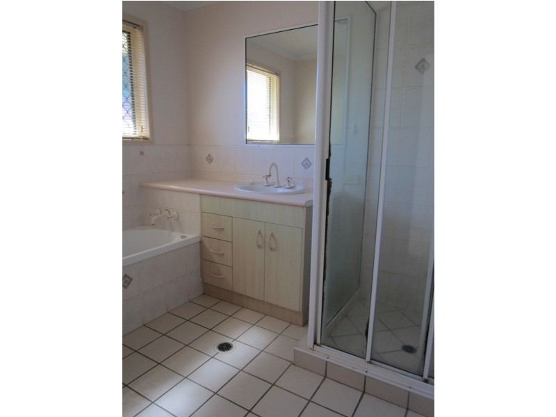 1 CARNE COURT, Eimeo QLD 4740