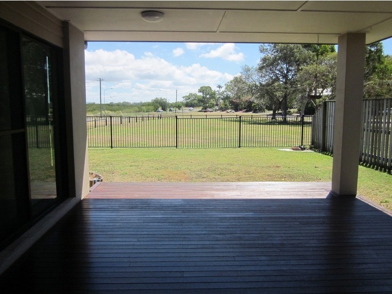 77 Village Circuit, Eimeo QLD 4740