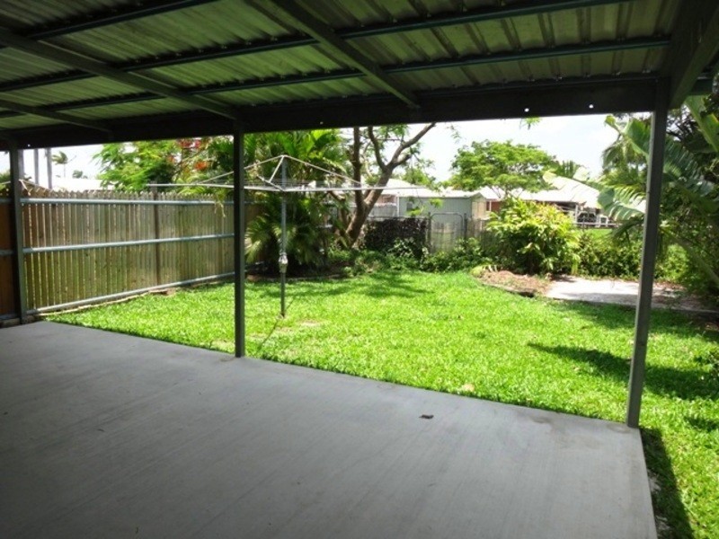 1/30 LOUDEN STREET, Mount Pleasant QLD 4740