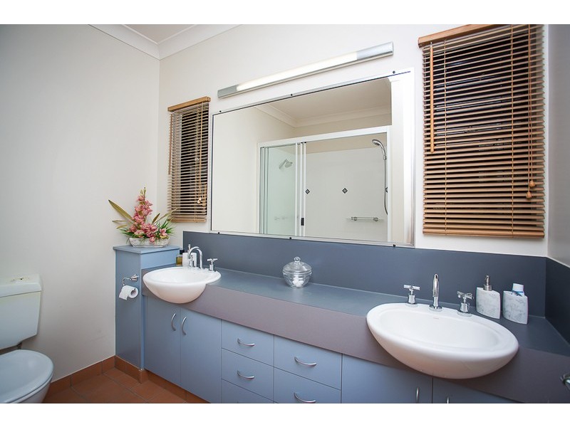 11  Palmview Court, Rural View QLD 4740