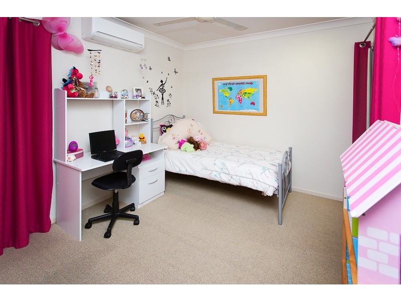 11  Palmview Court, Rural View QLD 4740