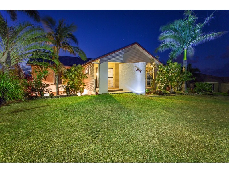 11  Palmview Court, Rural View QLD 4740