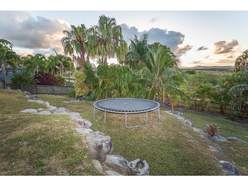 11  Palmview Court, Rural View QLD 4740