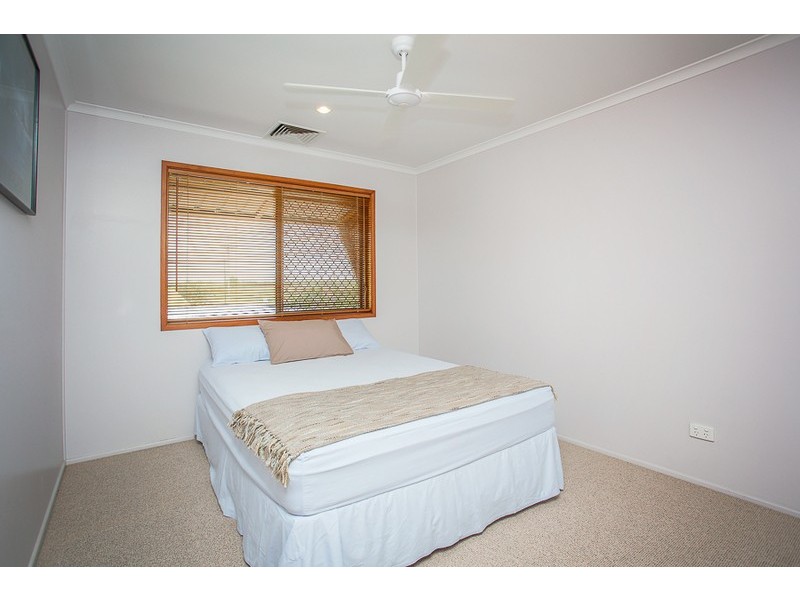 56 Shoal Point Road, Bucasia QLD 4750