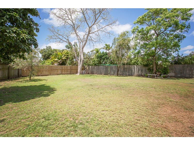 56 Shoal Point Road, Bucasia QLD 4750