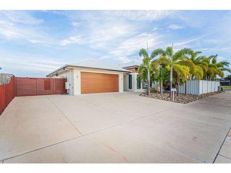 1 Schooner Avenue, Shoal Point QLD 4750