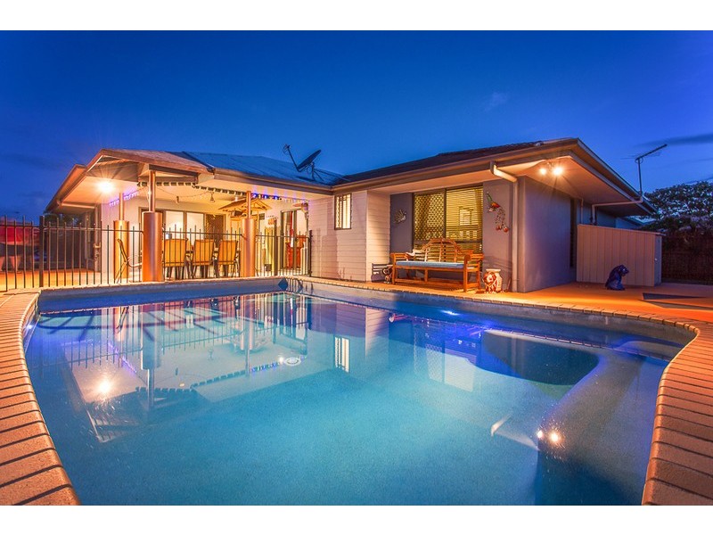 7 Angelina Avenue, Glenella QLD 4740