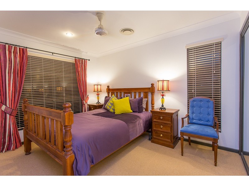 7 Angelina Avenue, Glenella QLD 4740