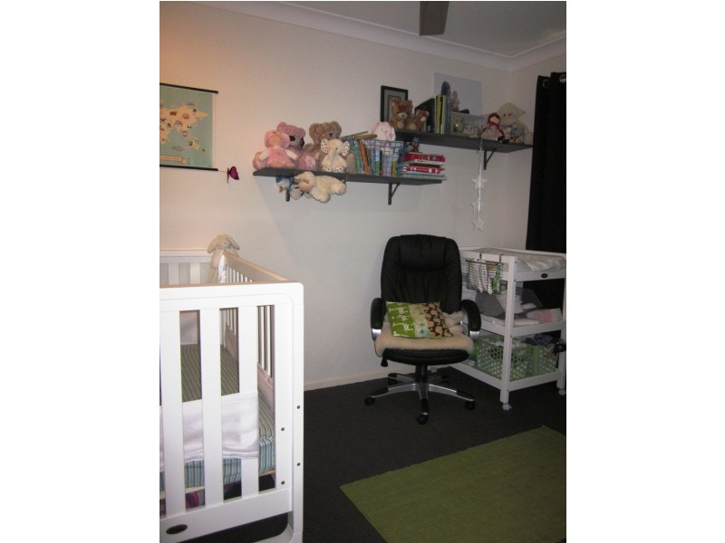 16 VESTA LANE, Ooralea QLD 4740