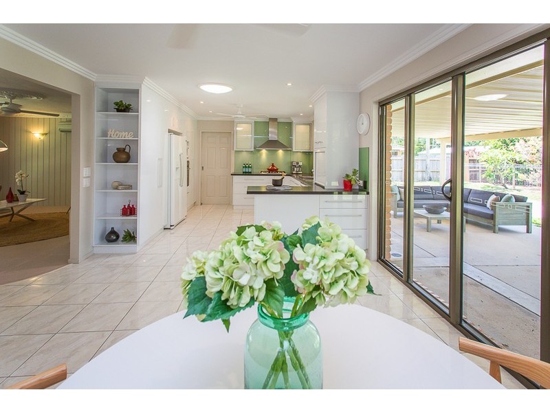 7 Sunset Beach Court, Shoal Point QLD 4750