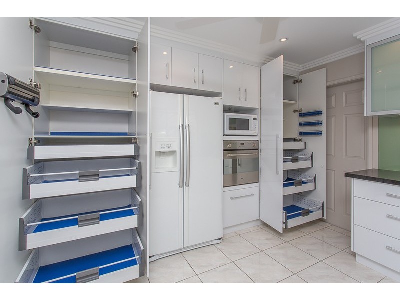 7 Sunset Beach Court, Shoal Point QLD 4750