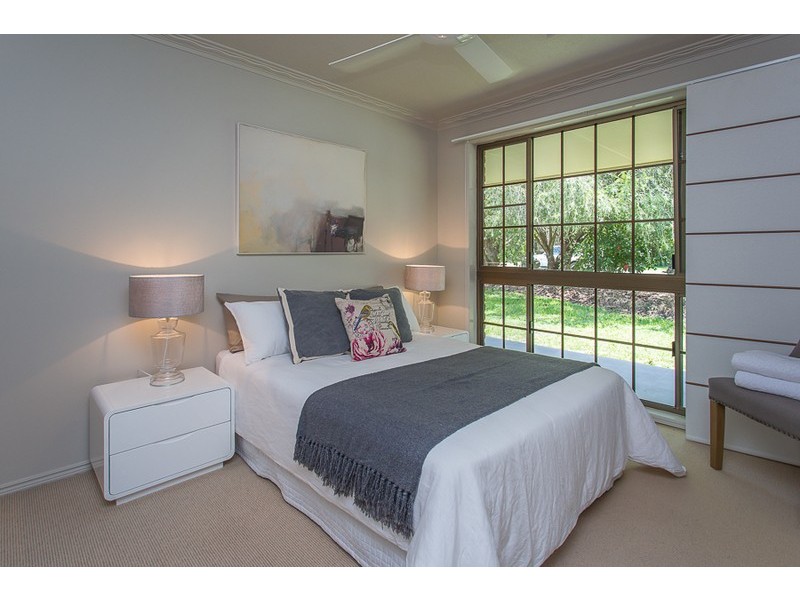 7 Sunset Beach Court, Shoal Point QLD 4750