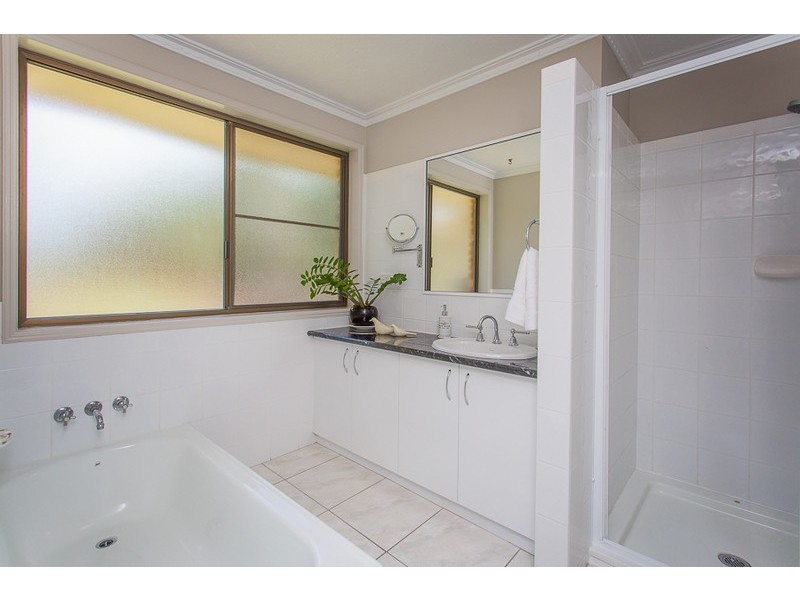 7 Sunset Beach Court, Shoal Point QLD 4750