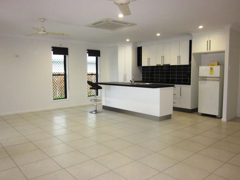 43  McGrath Street, Ooralea QLD 4740