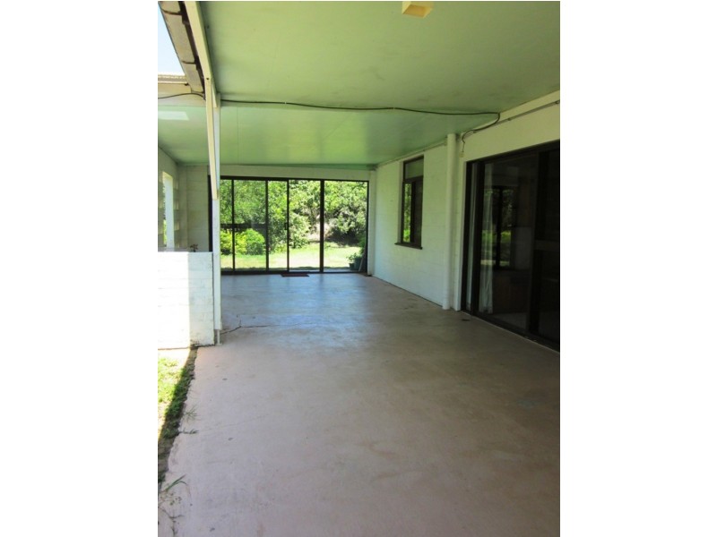 204 Shoal Point Road, Shoal Point QLD 4750