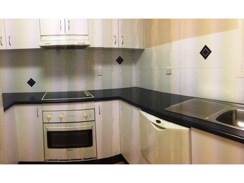 2/4 Meero Street, South Mackay QLD 4740