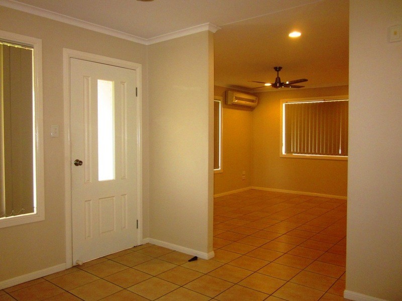 2/4 Meero Street, South Mackay QLD 4740