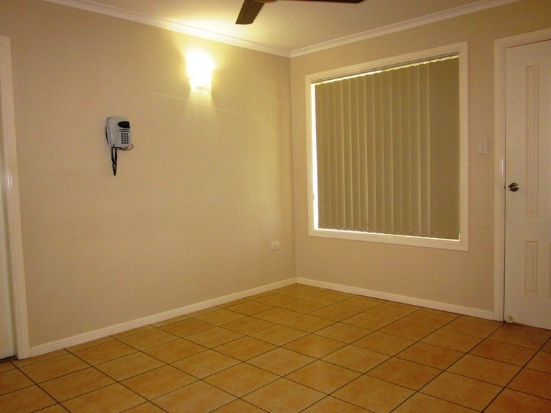 2/4 Meero Street, South Mackay QLD 4740