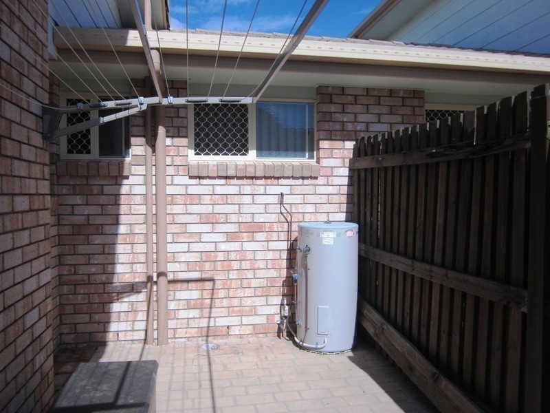 2/4 Meero Street, South Mackay QLD 4740