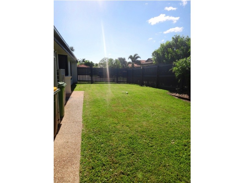 12 EDEN COURT, Glenella QLD 4740